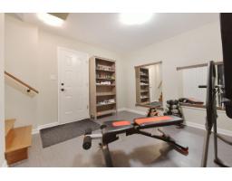 15415 Russell Avenue, White Rock, BC V4B2R5 Photo 23