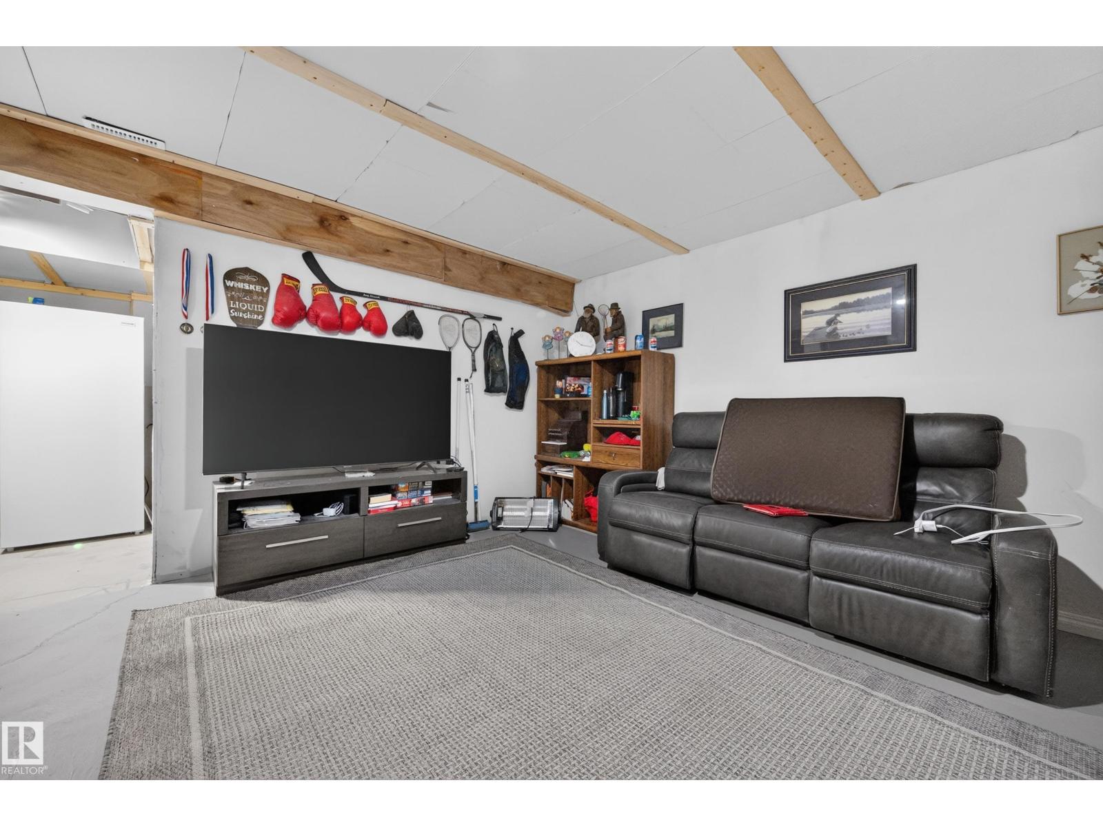 Photo 35