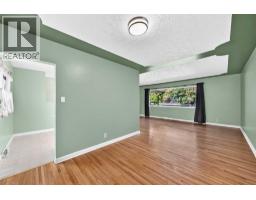 Bedroom - 5924 Elbow Drive Sw, Calgary, AB T2V1J2 Photo 9