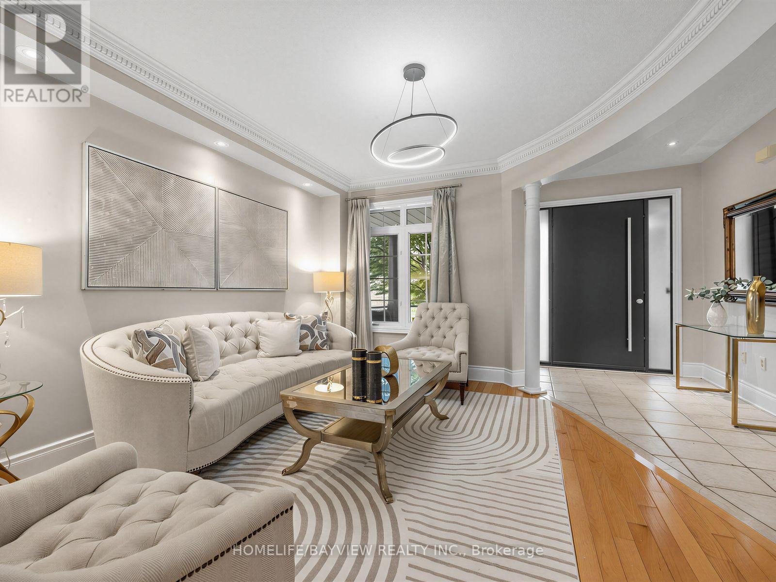 Photo of 61 WOLF TRAIL CRESCENT