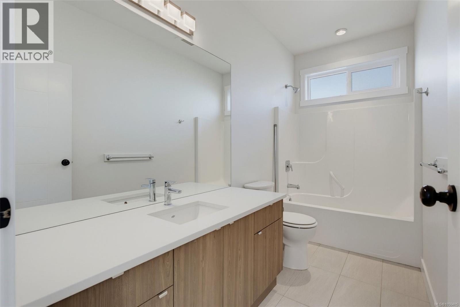 2211 Winfield Dr - Image 32