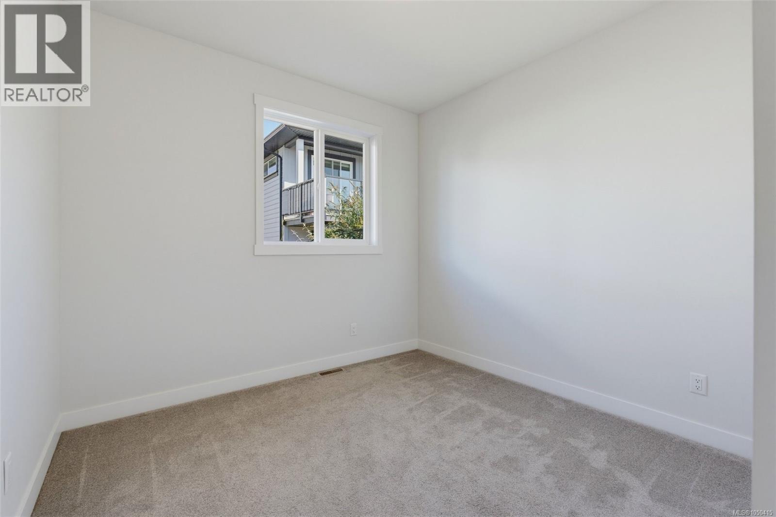2211 Winfield Dr - Image 33