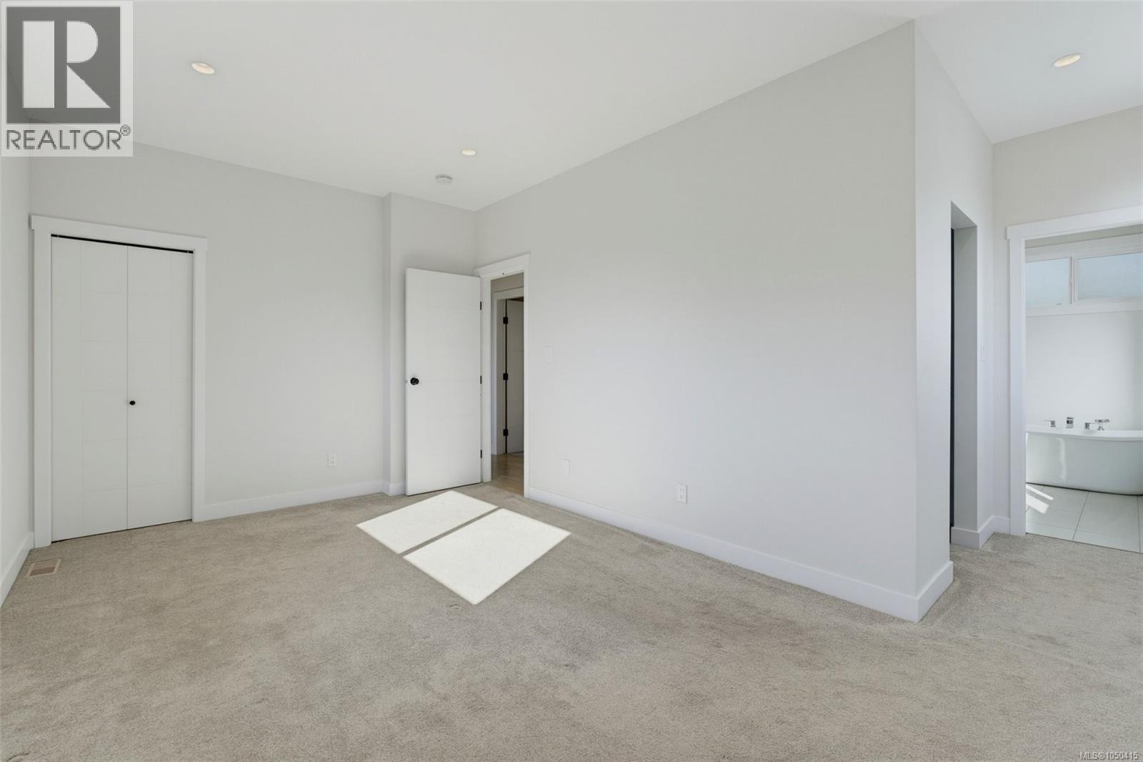 2211 Winfield Dr - 35