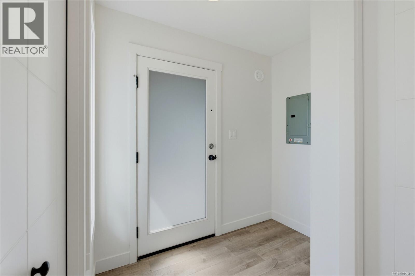 2211 Winfield Dr - Image 41