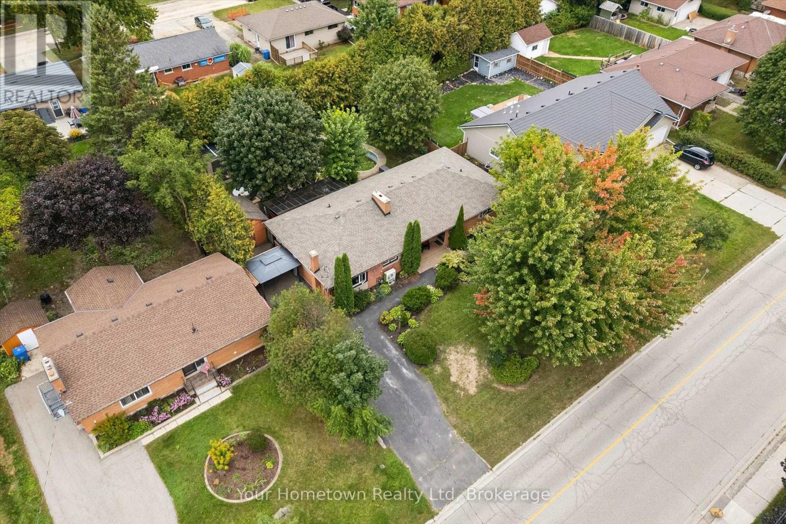 471 GARAFRAXA STREET E - Image 40