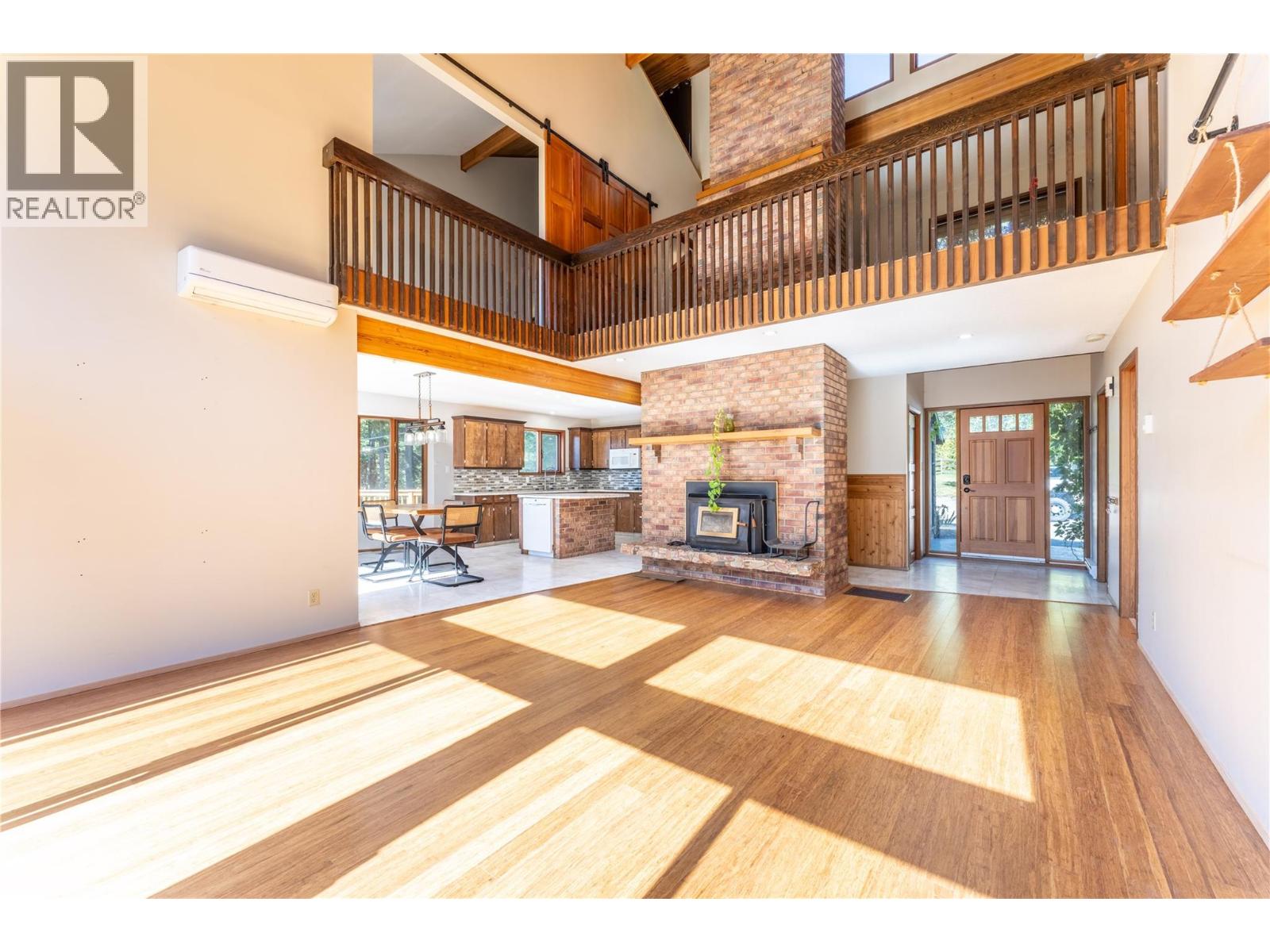 4681 GOAT RIVER  N Road, Arrow Creek