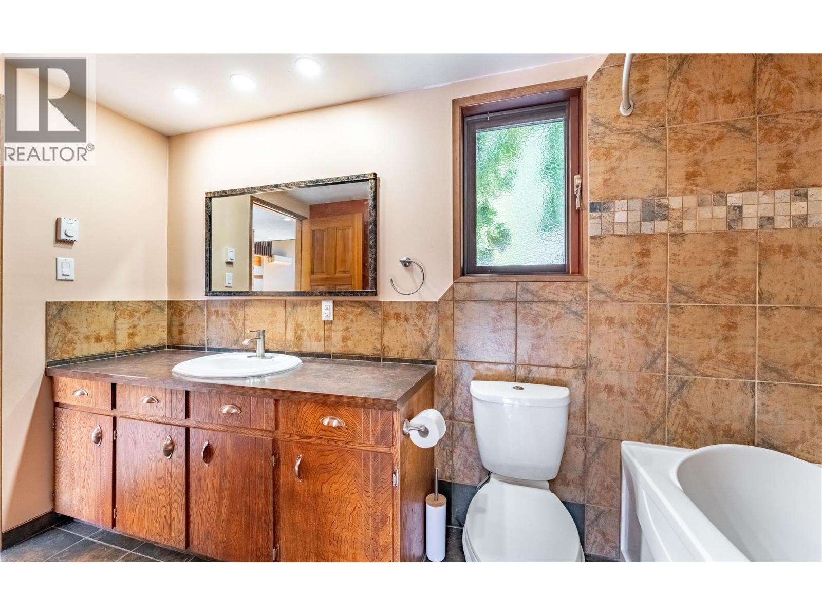 4681 GOAT RIVER  N Road, Arrow Creek