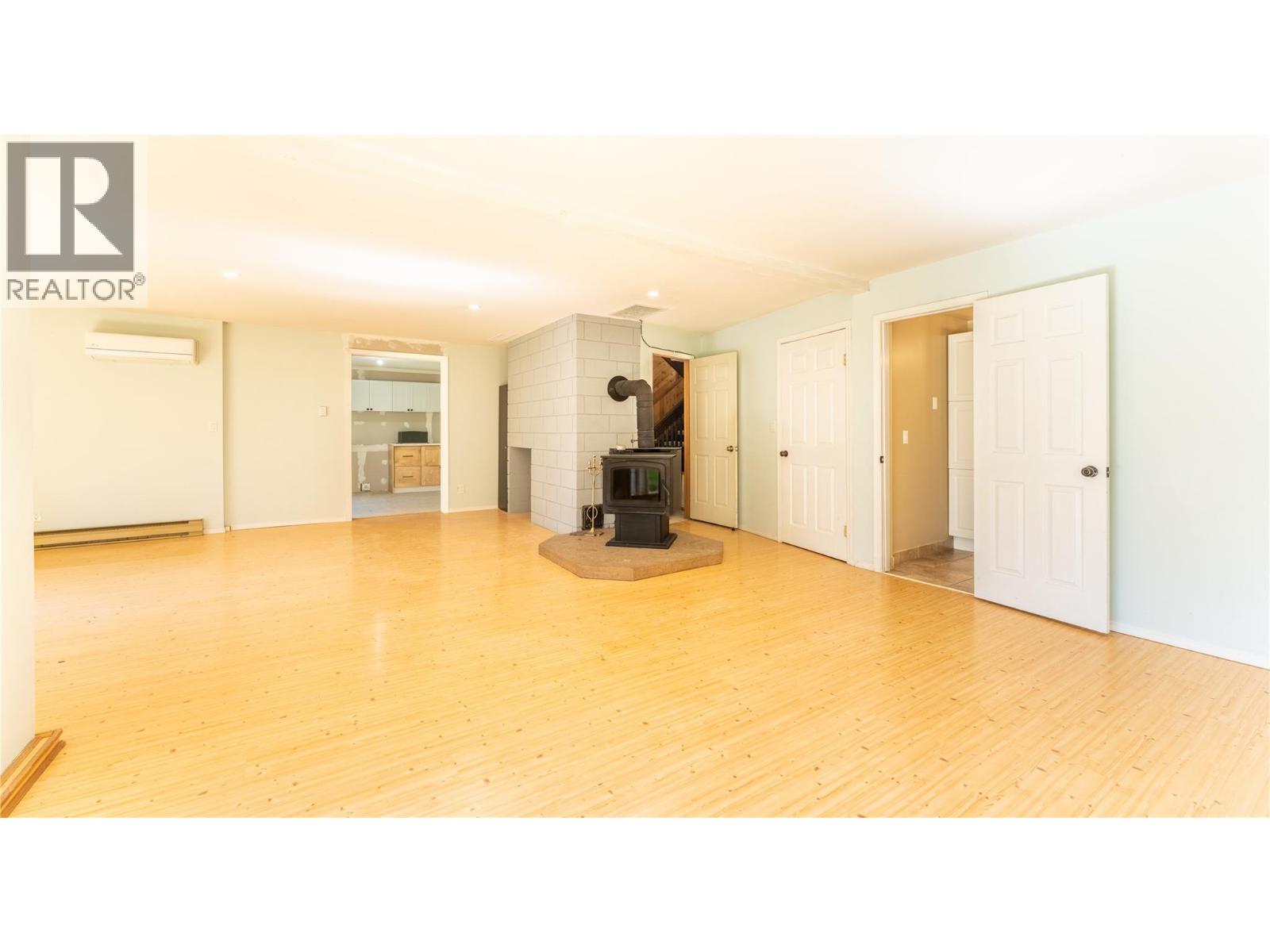 4681 GOAT RIVER N Road - 31