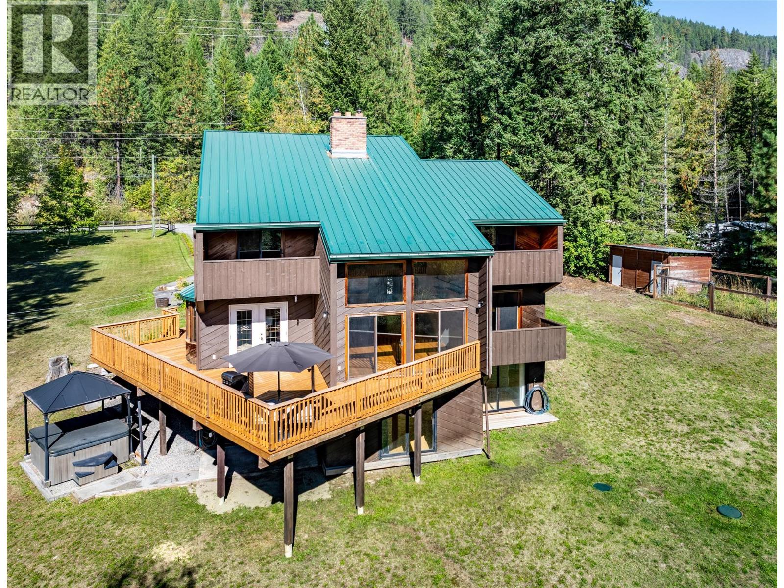 4681 GOAT RIVER  N Road, Arrow Creek