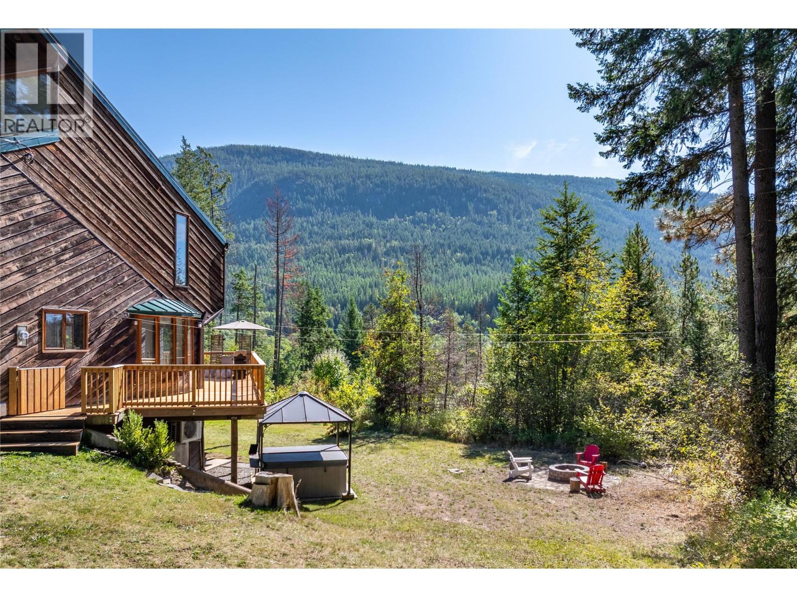 4681 GOAT RIVER  N Road, Arrow Creek