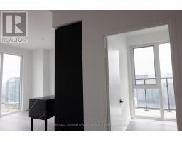 1410 - 285 Dufferin Street, Toronto, ON M6K0J2 Photo 16