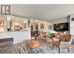 101 - 260 Scarlett Road, Toronto, ON M6N4X6 Photo 13