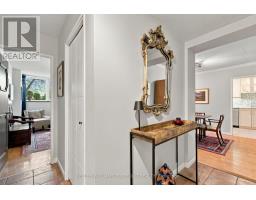 101 - 260 Scarlett Road, Toronto, ON M6N4X6 Photo 6