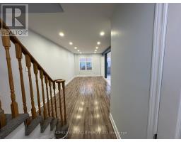 3918 Zenith Court, Mississauga, ON L5N7H7 Photo 6