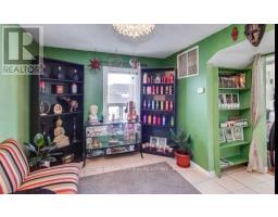 Upper - 2538 Weston Road, Toronto, ON M9N2A6 Photo 6