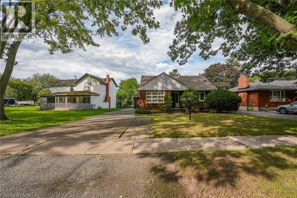 5049 PORTAGE Road, Niagara Falls, Ontario, L2E6B5, Niagara Falls, Ontario — photo 2 of 5