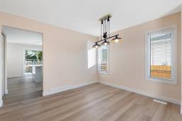 Bedroom - 29 Riverstone Road, Winnipeg, MB R2V4B3 Photo 8