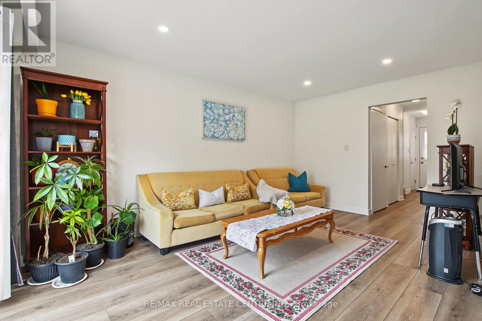 #32 1444 UPPER OTTAWA STREET - 11