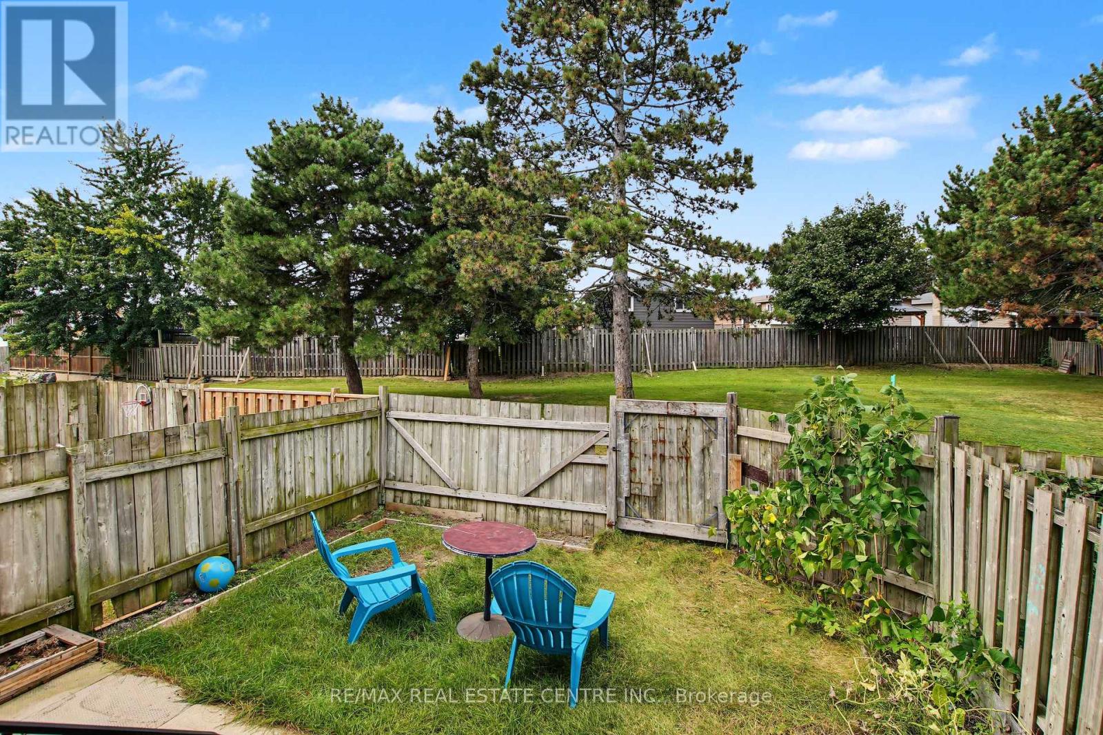 #32 1444 UPPER OTTAWA STREET - 21