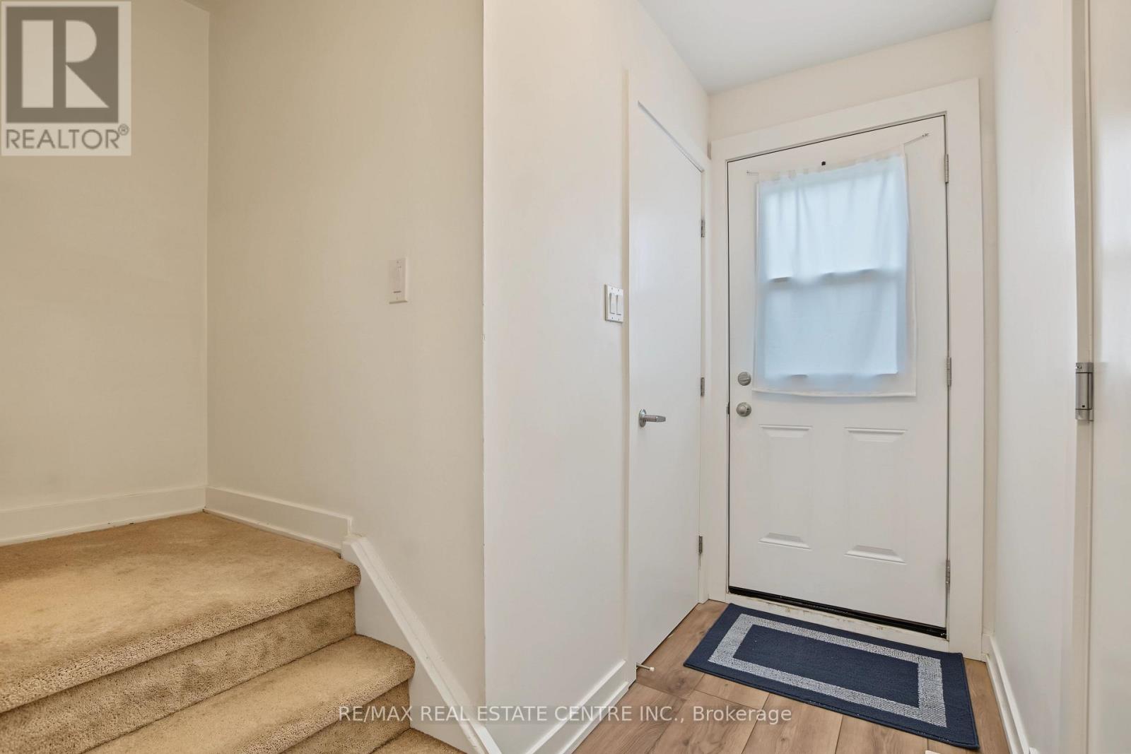 #32 1444 UPPER OTTAWA STREET - 4