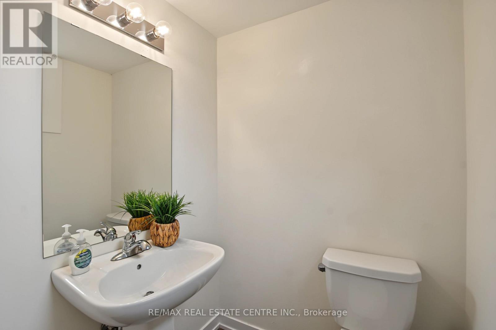 #32 1444 UPPER OTTAWA STREET - 6