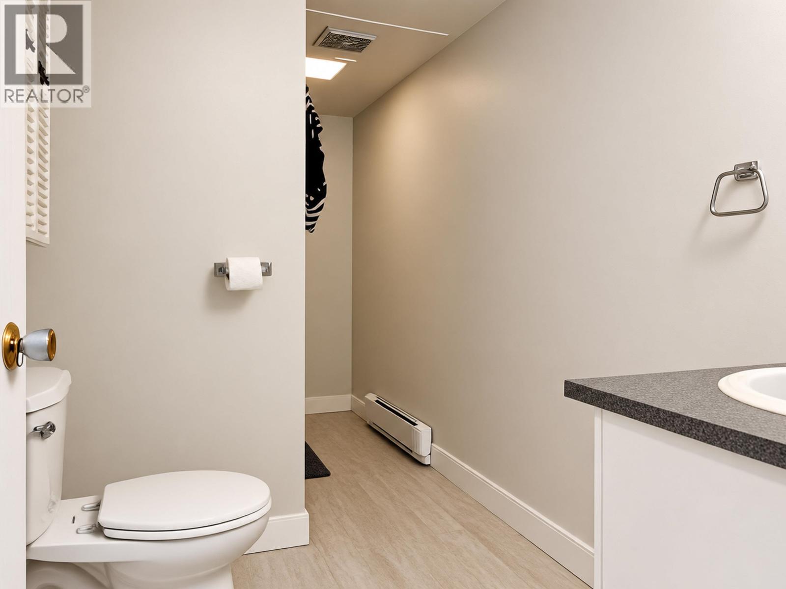 1458-1460 NATION CRESCENT - Image 20