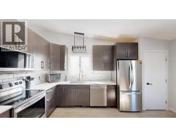 3pc Bathroom - 41 Lyons Crescent, Whitecourt, AB T7S1B9 Photo 6