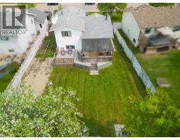 41 Lyons Crescent, Whitecourt, AB T7S1B9 Photo 23