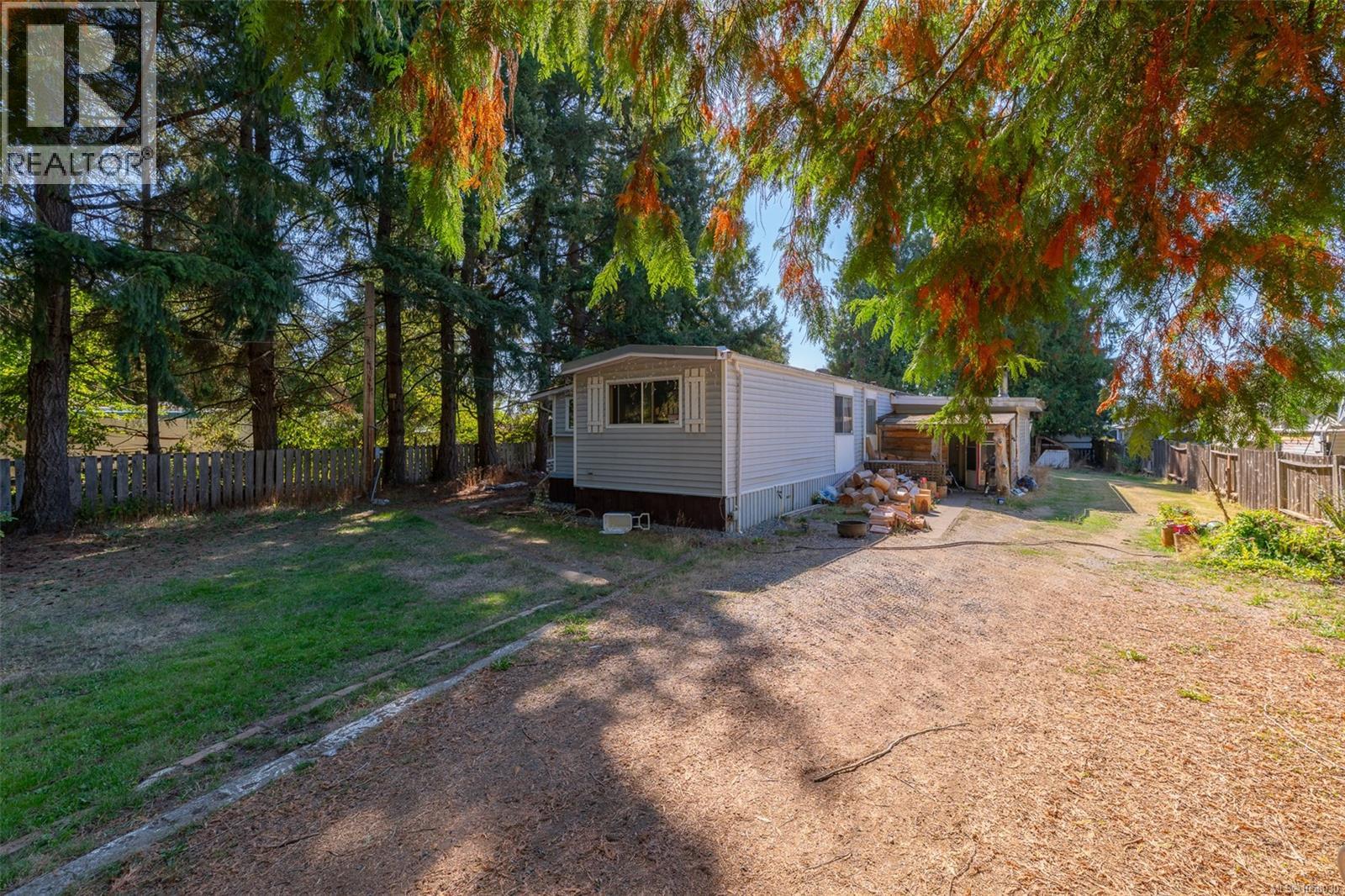2187 Fishers Dr - 4