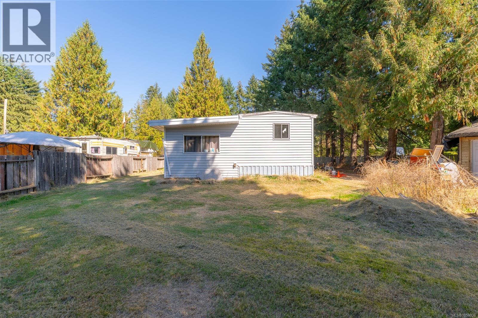 2187 Fishers Dr - Image 8