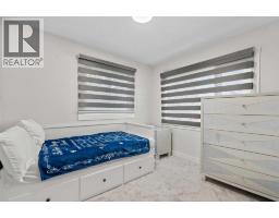 259 Manora Crescent NE - photo 21