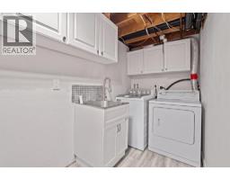 259 Manora Crescent NE - photo 23