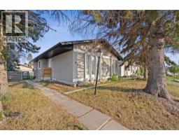 259 Manora Crescent NE - photo 40