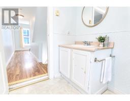 20 Colonial Street thumbnail 17