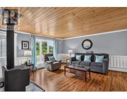 12 Riverside Road West thumbnail 13
