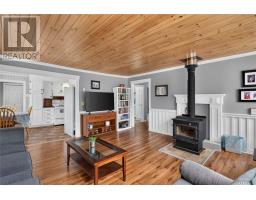 12 Riverside Road West thumbnail 14