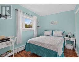 12 Riverside Road West thumbnail 19