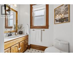 136 King Street ... South, Highgate, ON N0P1T0 Photo 14