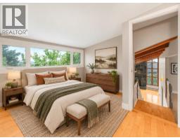 2404 Sovereign Crescent Sw, Calgary, AB T3C3M2 Photo 32