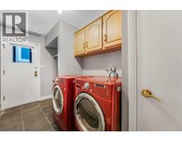 2404 Sovereign Crescent Sw, Calgary, AB T3C3M2 Photo 24