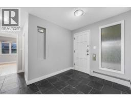 Hall - 2404 Sovereign Crescent Sw, Calgary, AB T3C3M2 Photo 6