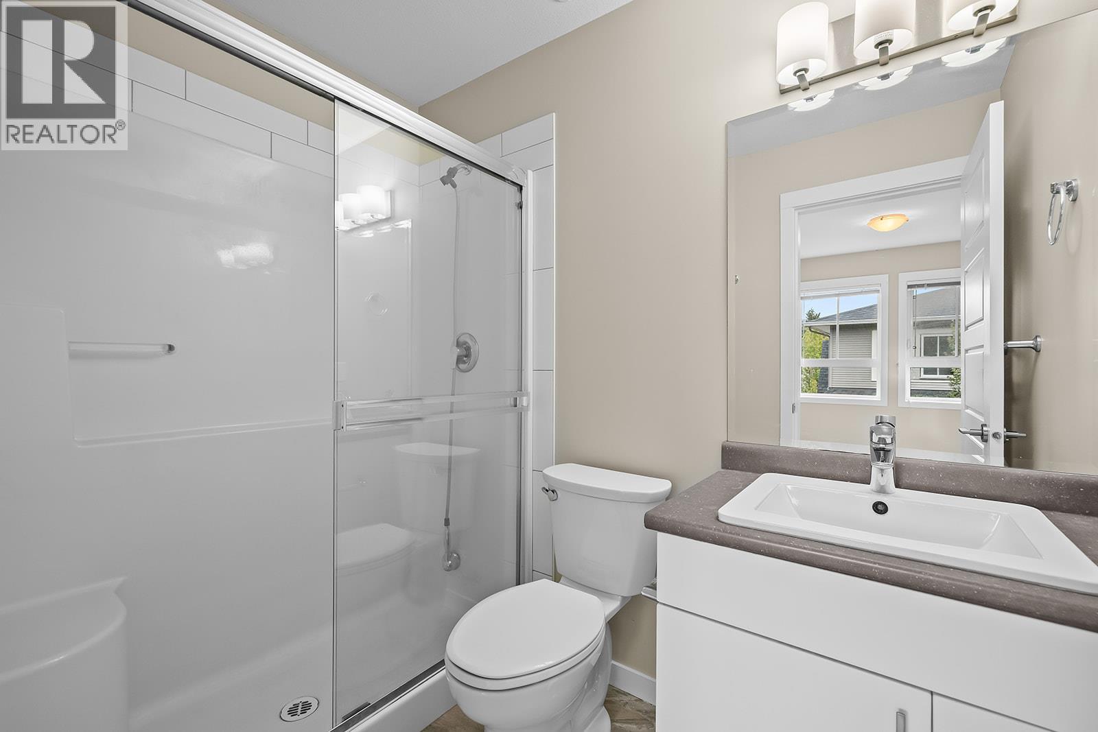 680 Old Meadows Road Unit# 17, Kelowna