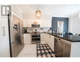 550 Bert Budd Avenue, Newmarket, ON L3Y8S7 Photo 14