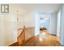 550 Bert Budd Avenue, Newmarket, ON L3Y8S7 Photo 28