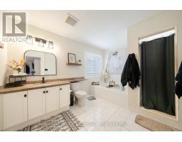 550 Bert Budd Avenue, Newmarket, ON L3Y8S7 Photo 35
