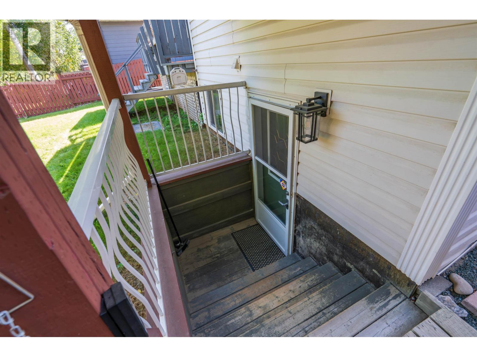 2882 CALHOUN CRESCENT - 40