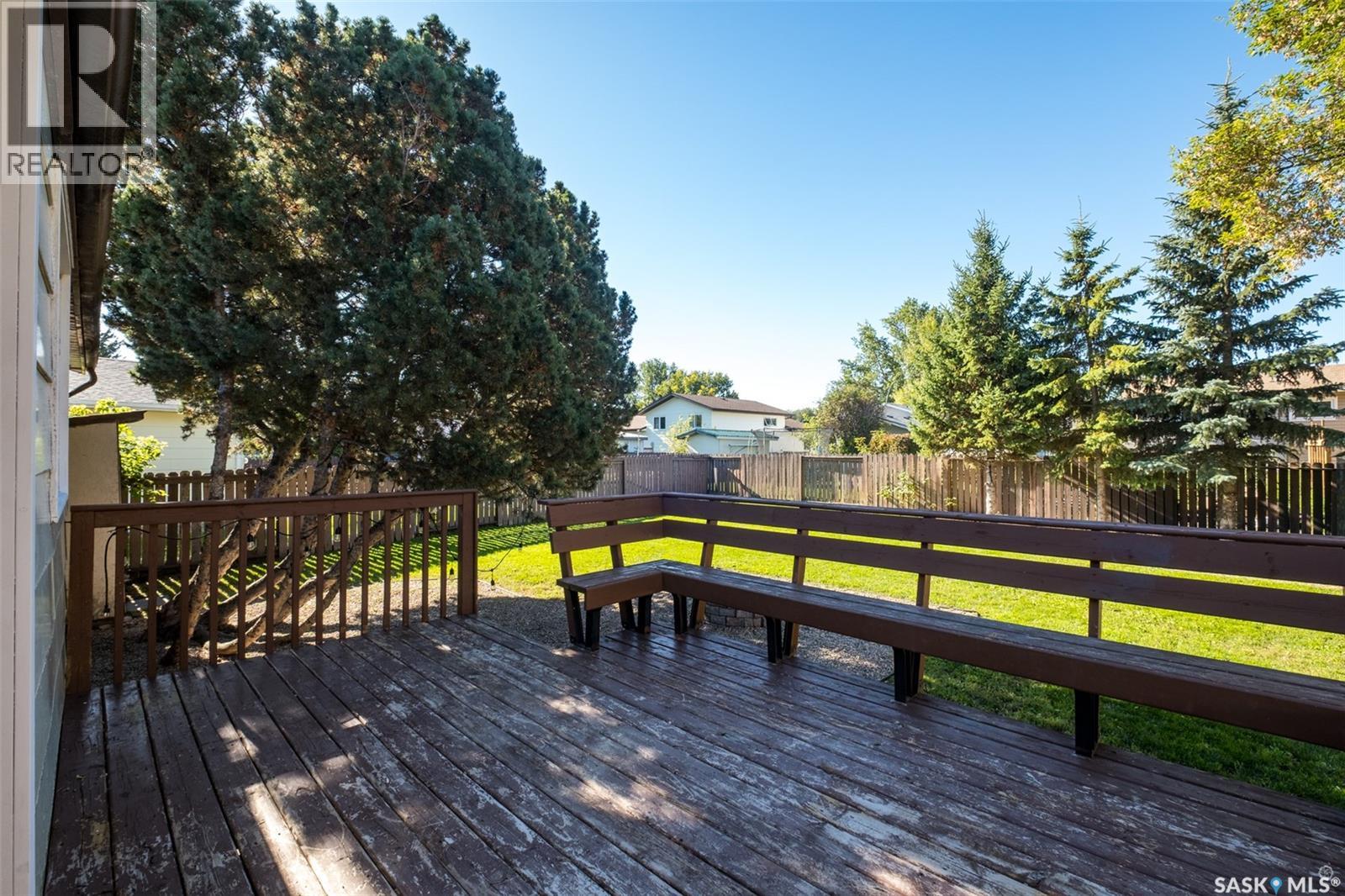 3035 Dunn DRIVE - 32