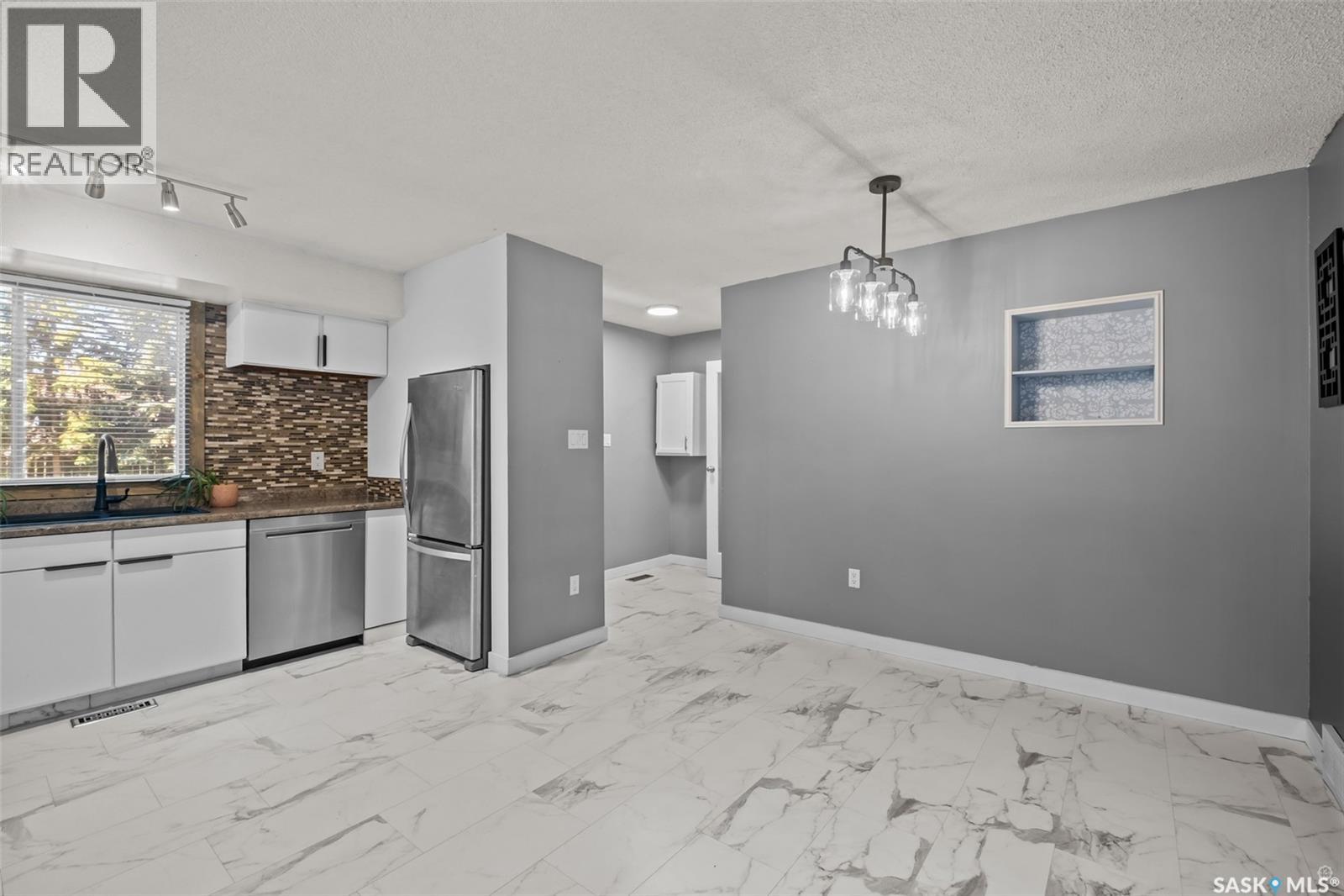 3035 Dunn DRIVE - 9