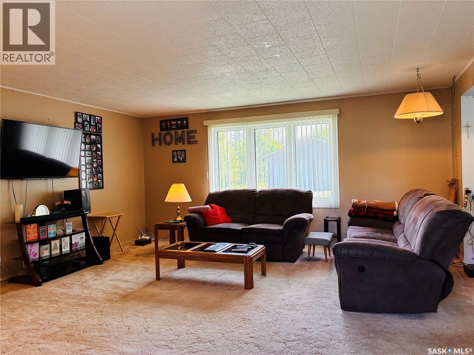 301 7th AVENUE W, Nipawin — photo 25