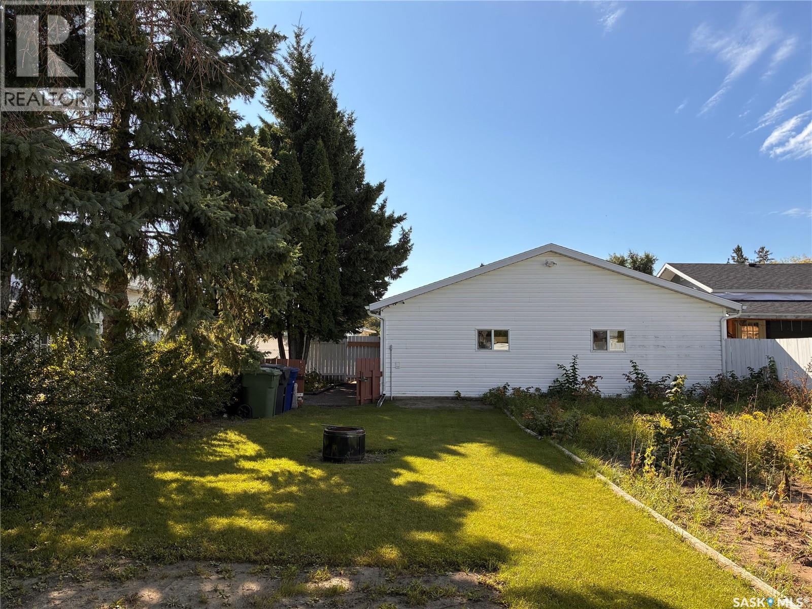 301 7th AVENUE W, Nipawin — photo 8